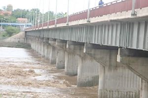 15a7d825cc80c57e4a65bf918abad863