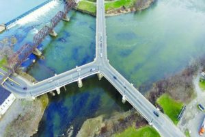 Construction of Kanyemba floating bridge