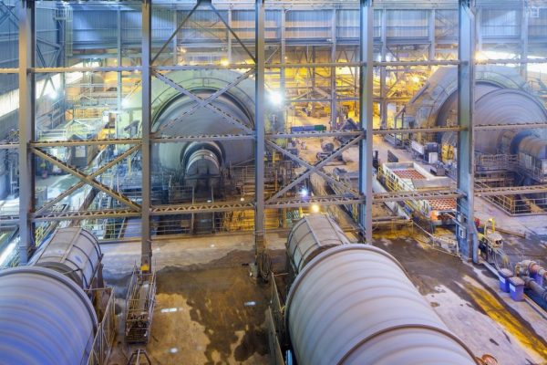 LE HELPS MINES AND CEMENT PLANTS CARE FOR THEIR EQUIPMENT LE HELPS MINES AND CEMENT PLANTS CARE FOR THEIR EQUIPMENT