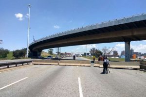 STANFORD ROAD BRIDGE IN PORT ELIZABETH NEARS COMPLETION