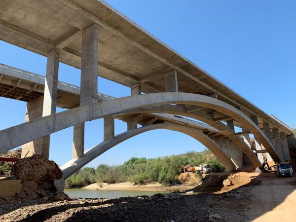 2019 Fulton Awards Arch bridge over Olifants