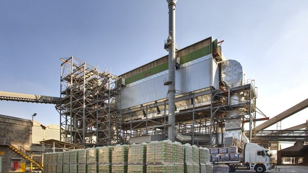 PRODUCER ACHIEVES 35% EMISSION REDUCTION SUPPORTS CARBON TAX PRODUCER ACHIEVES 35% EMISSION REDUCTION SUPPORTS CARBON TAX