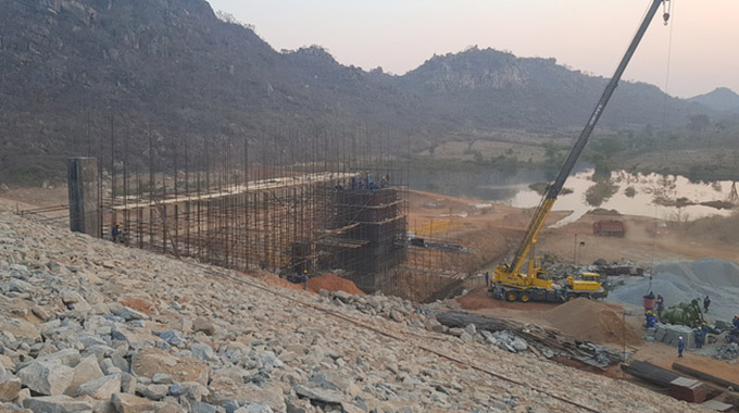 ZIMBABWE STALLS CONSTRUCTION WORK OF MAROWANYATI DAM