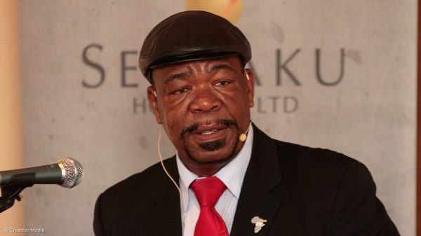 MOHUBA TO STEP DOWN AS SEPHAKU CEO