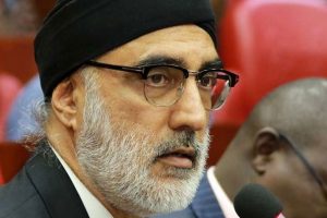 BATTLE OF BILLIONAIRES FOR CONTROL OF ARM CEMENT TAKES A NEW TURN