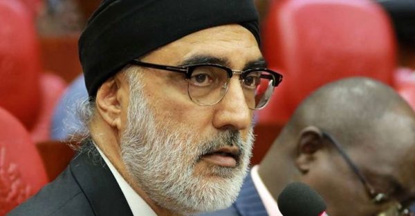 BATTLE OF BILLIONAIRES FOR CONTROL OF ARM CEMENT TAKES A NEW TURN