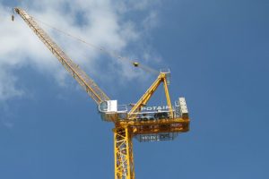 POTAIN LUFFING JIB CRANE OFFERS FAST LIFTING SPEEDS