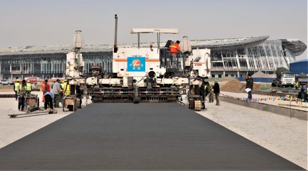 WIRTGEN SLIPFORM PAVERS LAYING PAVEMENTS FOR BEIJING NEW INTERNATIONAL AIRPORT WIRTGEN SLIPFORM PAVERS LAYING PAVEMENTS FOR BEIJING NEW INTERNATIONAL AIRPORT