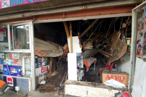 SEVERAL INJURED IN DURBAN BUILDING COLLAPSE1