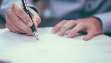 Photo-by-Scott-Graham-on-Unsplash