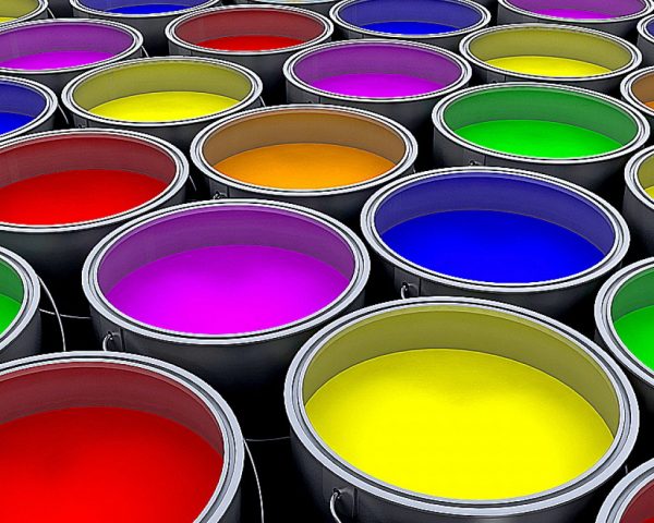 sapma-colourful-paint-tins