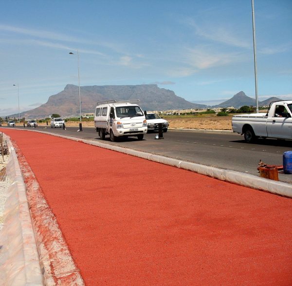 ccsa-pigmented-concrete-bus-lane-in-Cape-Town