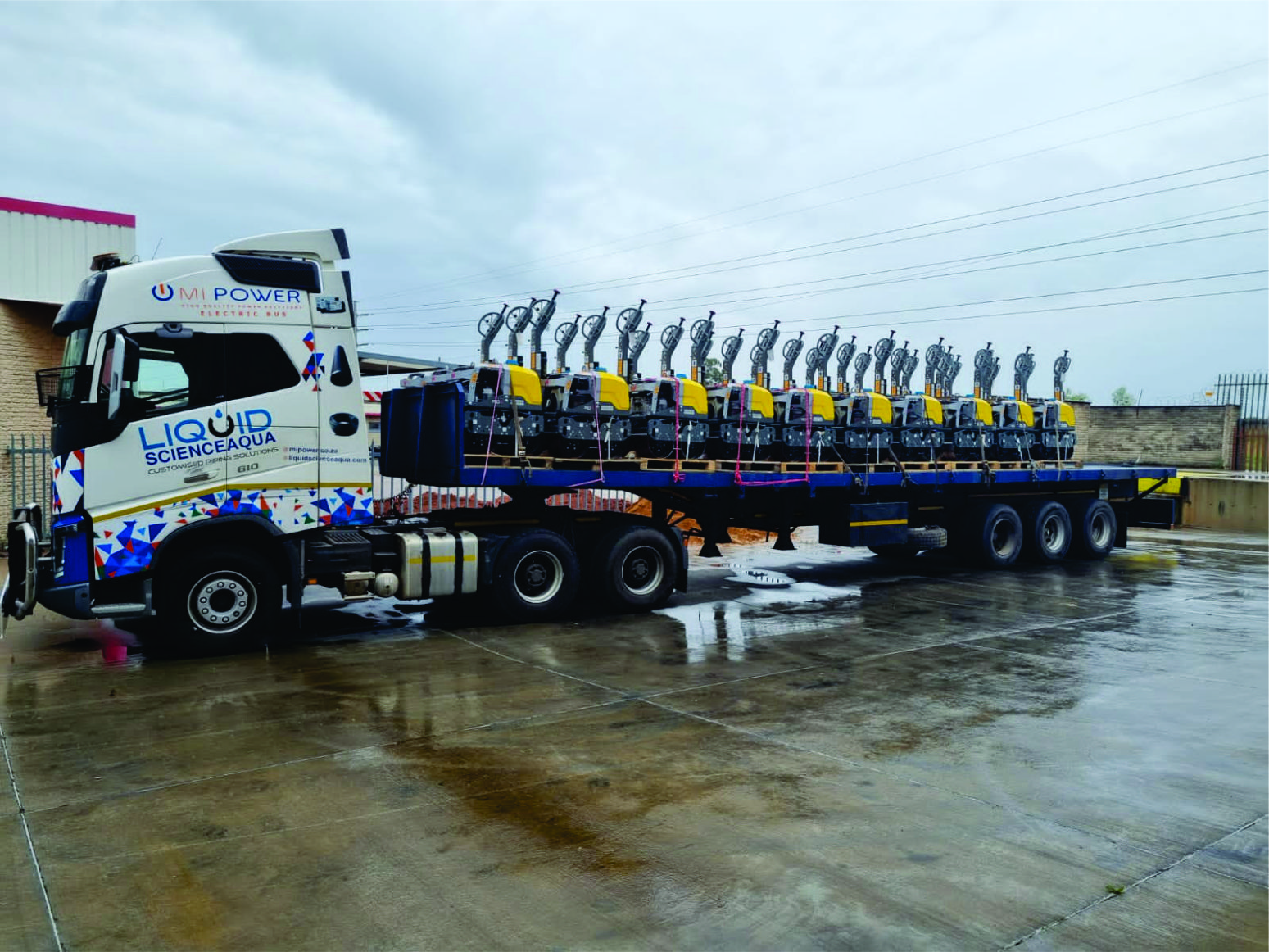 RD7 rollers ready for transportation to Pretoria.