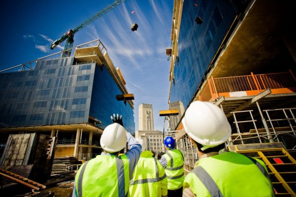 Building,Under,Construction,With,Workers Building,Under,Construction,With,Workers